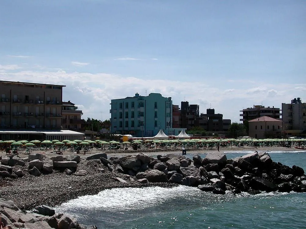 Hotel Iones Rimini